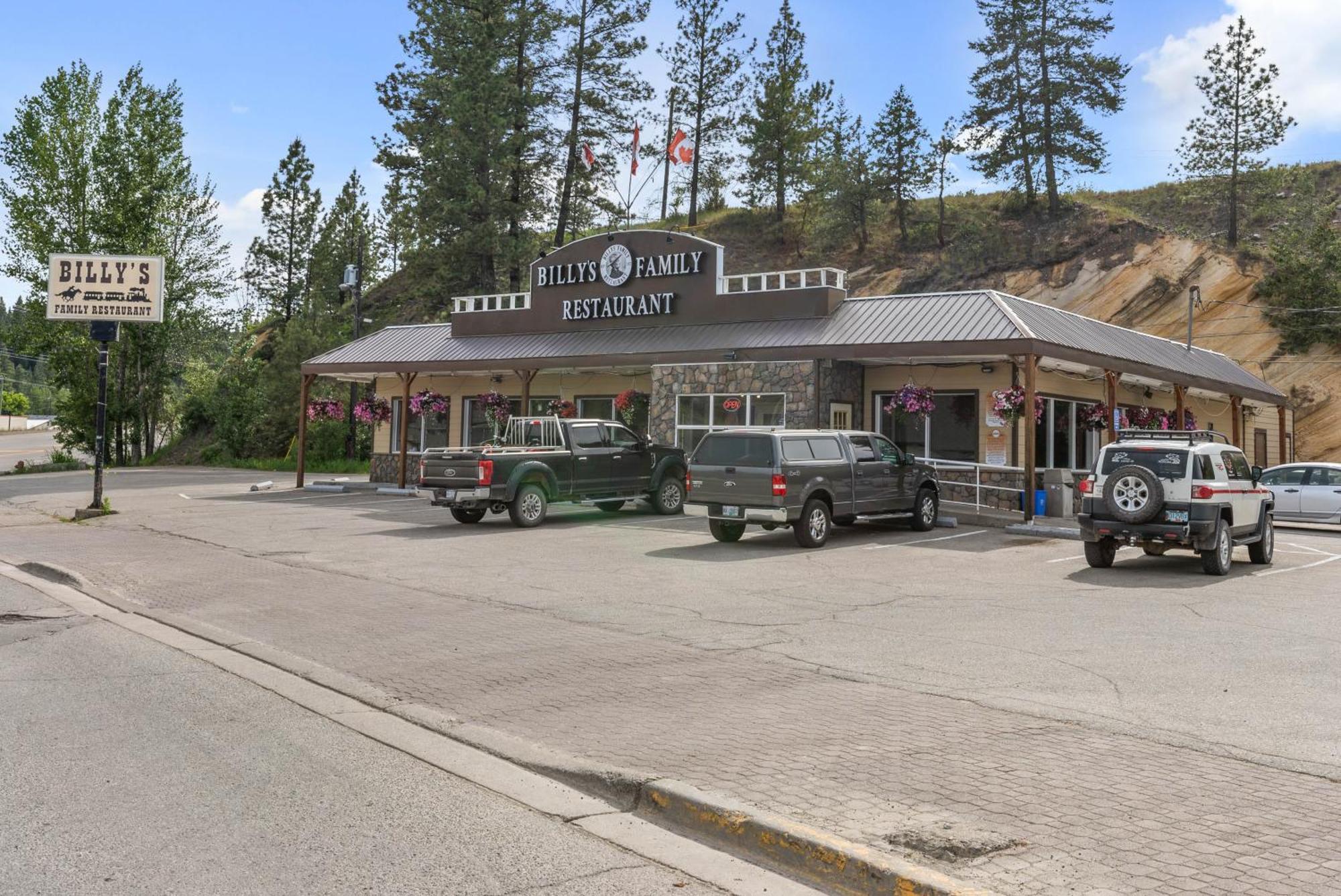 The Villager Inn Princeton Motel Exterior photo